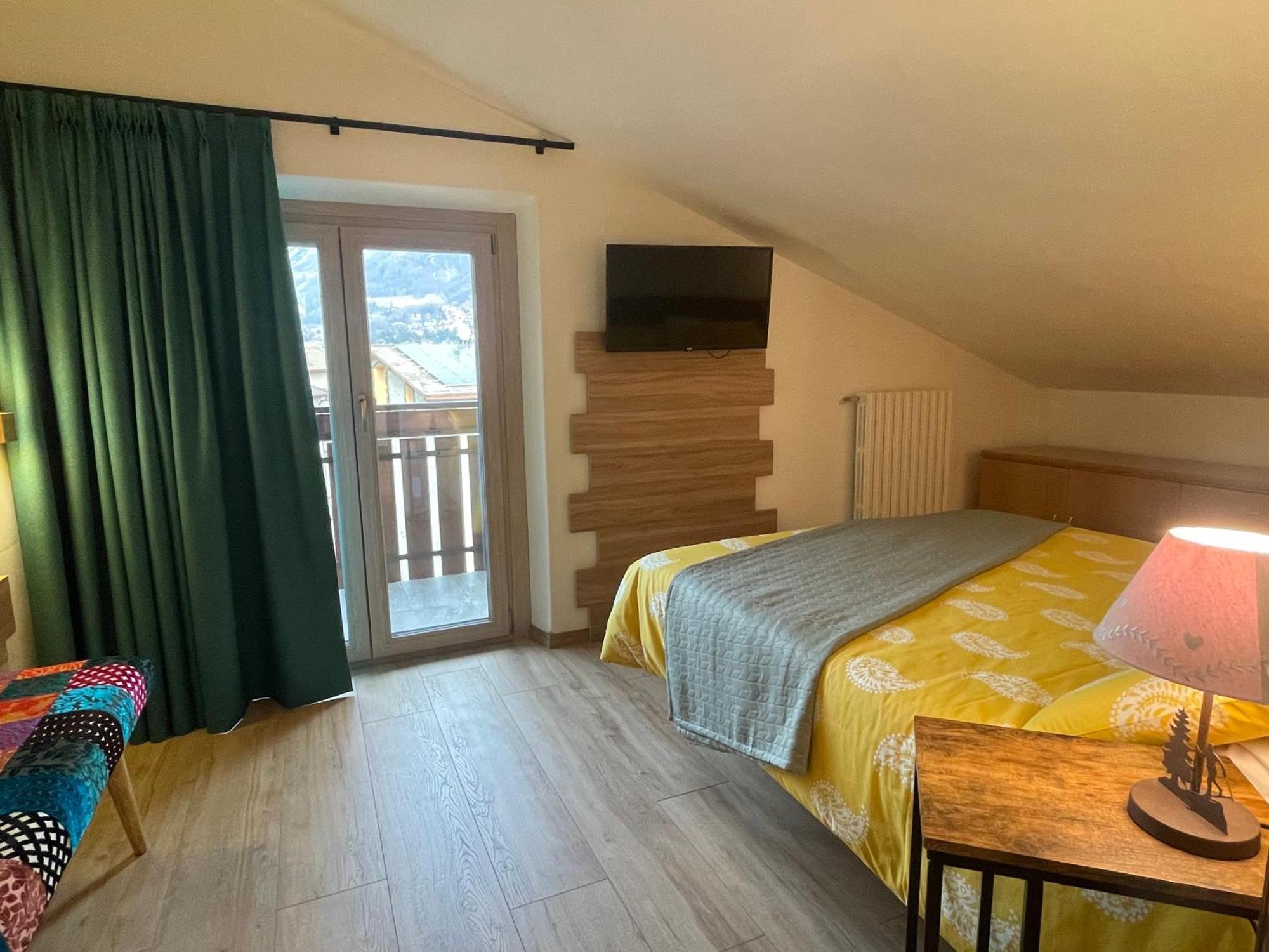Residence S Lucia - Appartamenti Alle Porte Di Bormio Вальдизотто Экстерьер фото